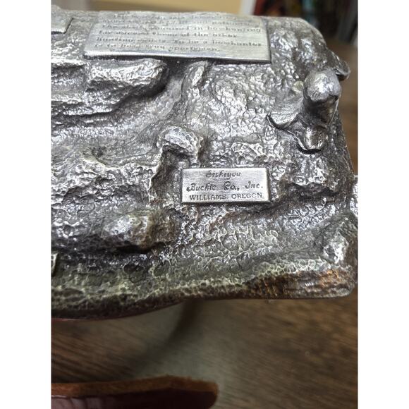 1983 Bergamot Brass Works BOWHUNTING Belt Buckle Enameled 3.25" x 2.5" With Belt - Picture 11 of 16